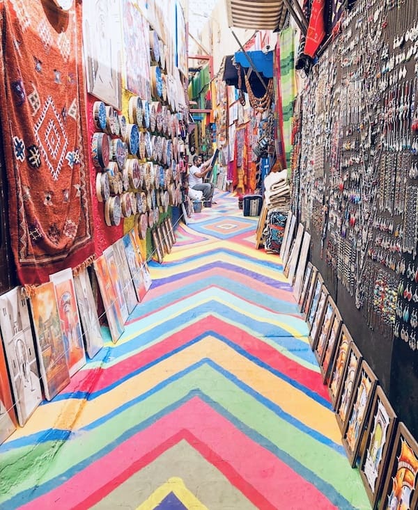 Fes rainbow path
