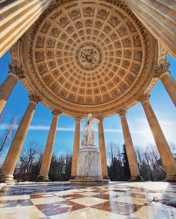 Versailles