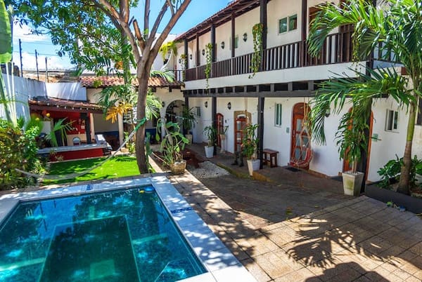 Island Life Hostel