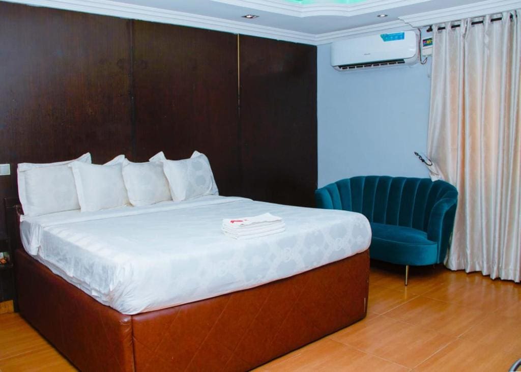 Triple Tee Hotel